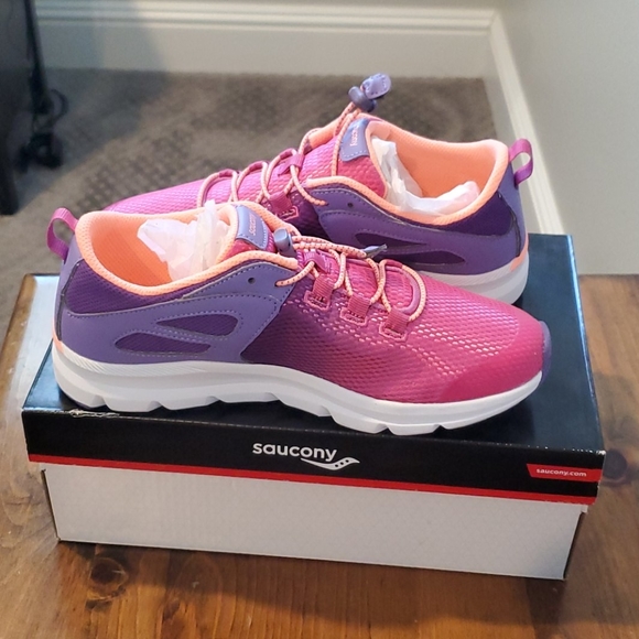 Saucony Other - NWT Saucony S Fusion Pink (Women's) Size 6
